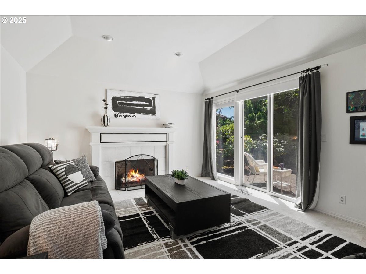 6359 Crampton Drive Keizer, OR 97303 - Photo 6 of 48