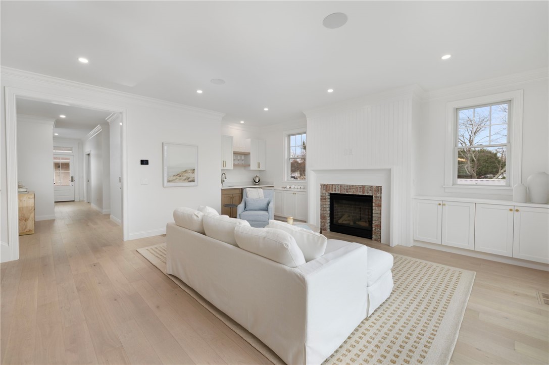 4 Lookout Lane Portsmouth, RI 02871 - Photo 15 of 46