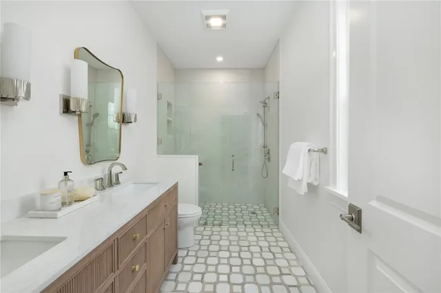 $1,949,000 | 4 Lookout Lane, Portsmouth, RI 02871