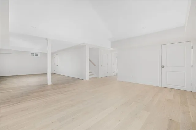 $1,949,000 | 4 Lookout Lane, Portsmouth, RI 02871