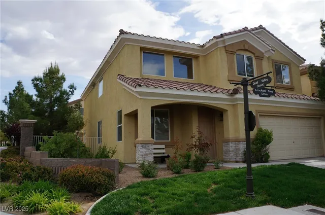 $2,500 | 235 Crooked Tree Drive, Las Vegas, NV 89148
