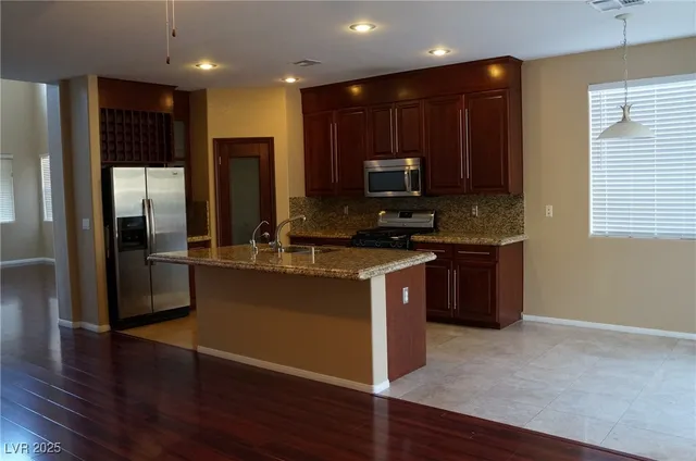 $2,500 | 235 Crooked Tree Drive, Las Vegas, NV 89148