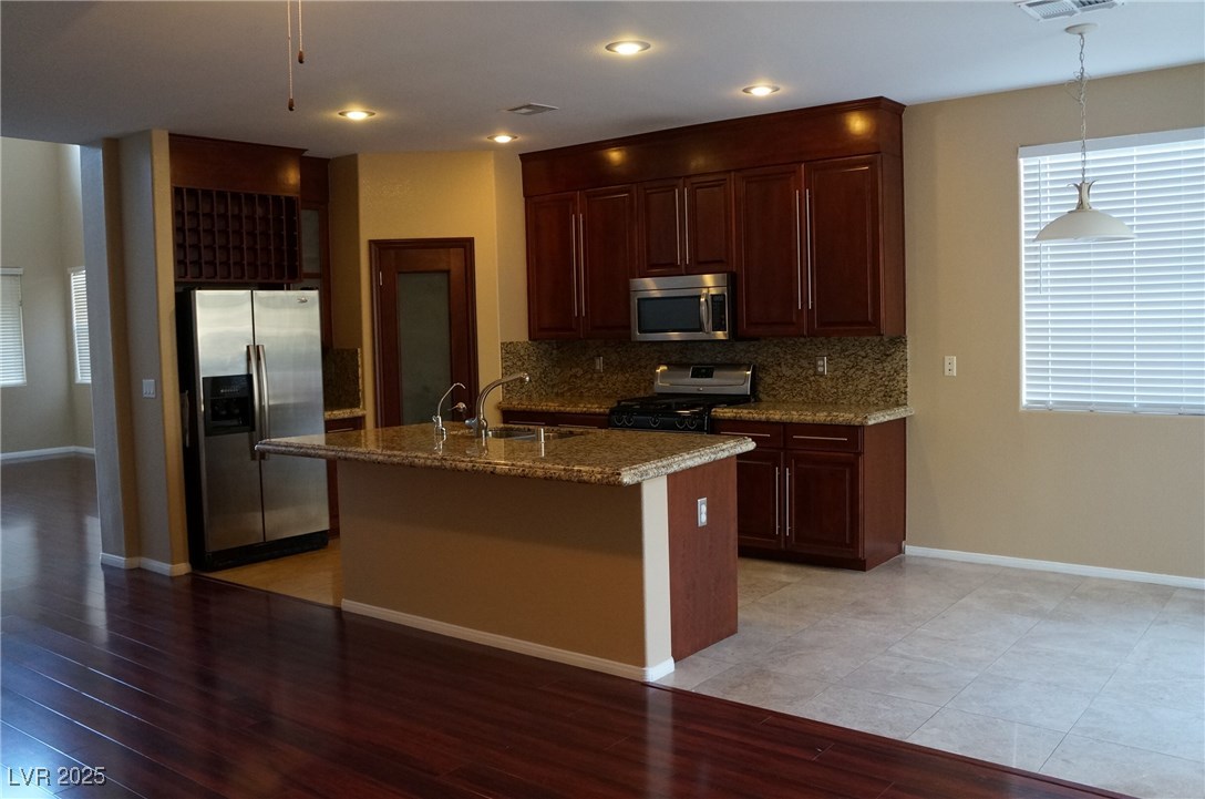235 Crooked Tree Drive Las Vegas, NV 89148 - Photo 5 of 34