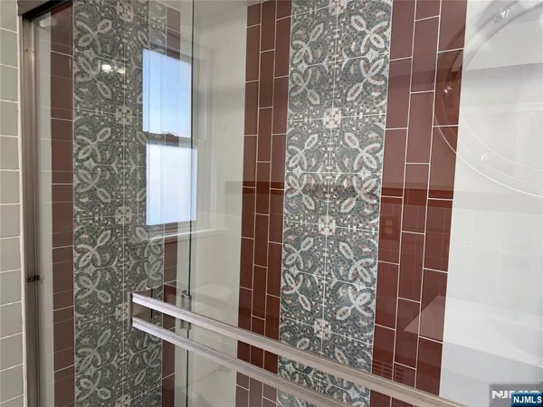 $3,900 | 1400 82nd Street, North Bergen, NJ 07047