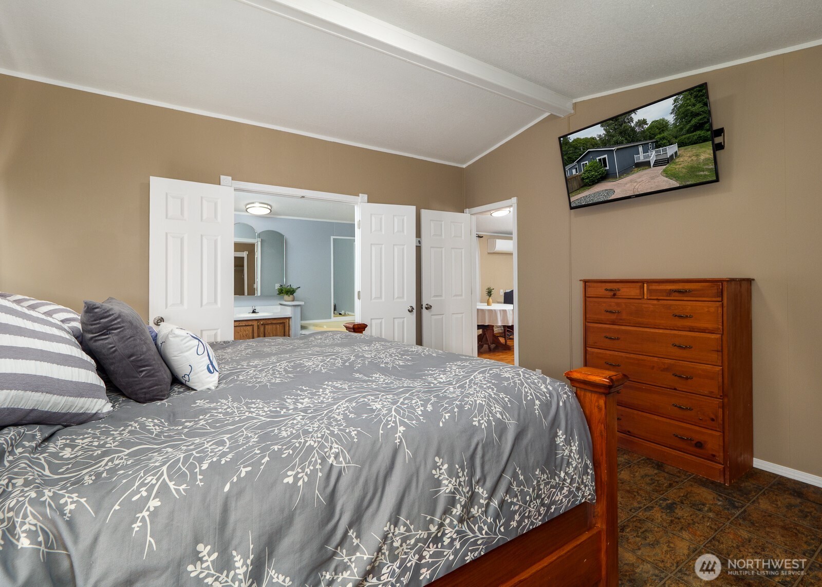 3360 Woodcock Road Sequim, WA 98382 - Photo 10 of 40
