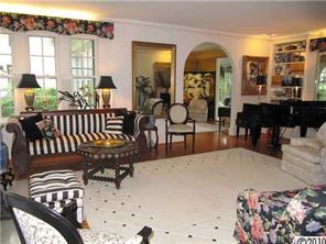 1622 Brandon Road Charlotte, NC 28207 - Photo 7 of 15 Gallery Image 7