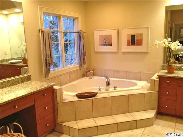 20210 Shearer Road Davidson, NC 28036 - Photo 9 of 16 Gallery Image 9