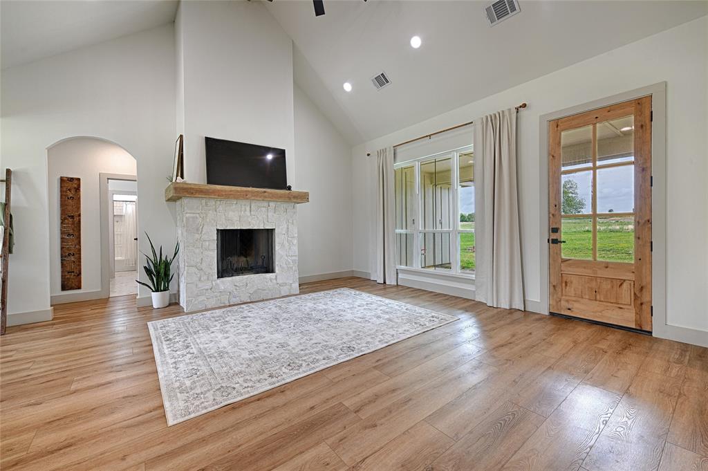 4656 County Road 1040 Celeste, TX 75423 - Photo 5 of 39
