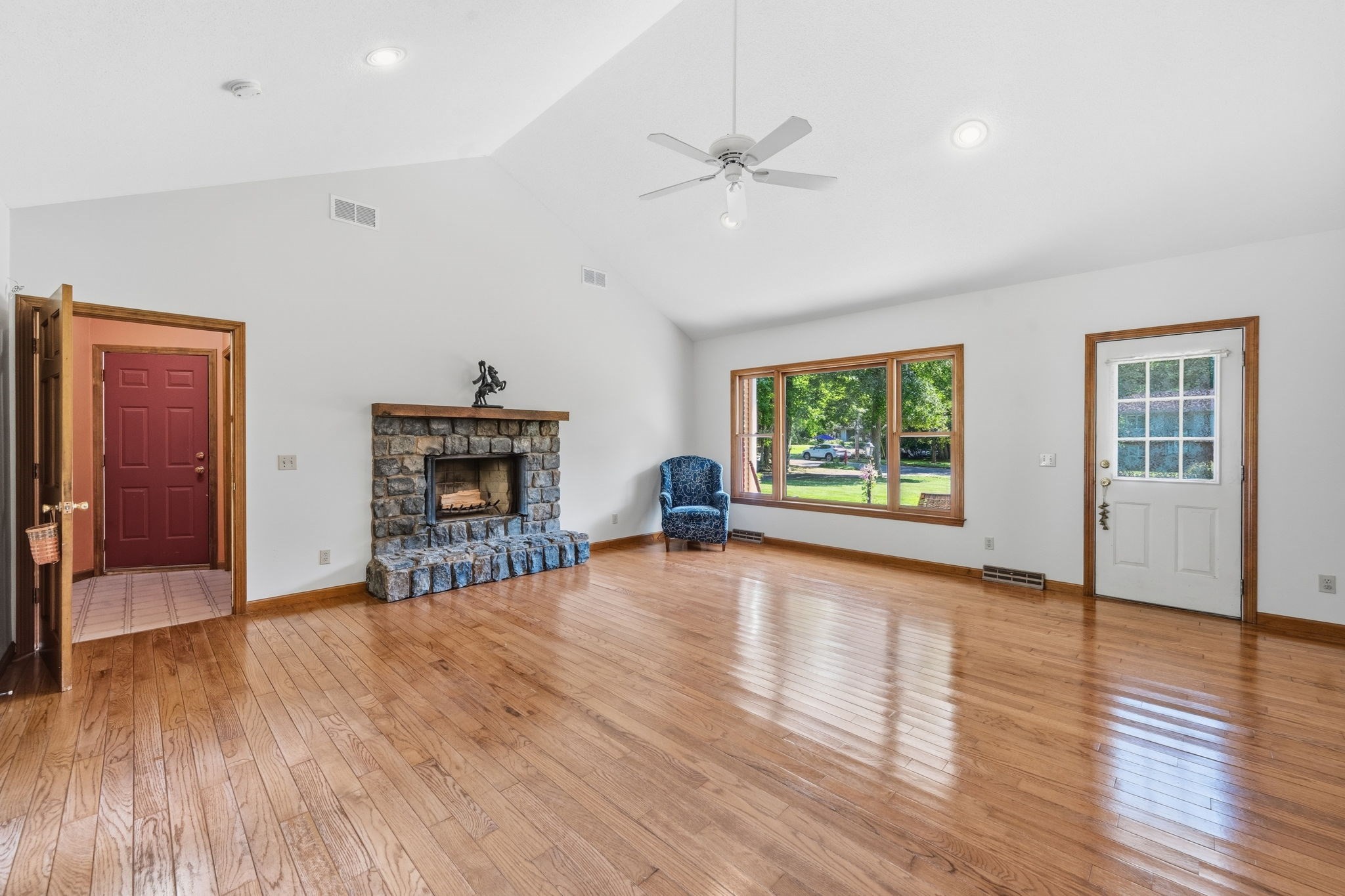 22 Grassy Meadow Road Wilbraham, MA 01095 - Photo 10 of 42 Gallery Image 10