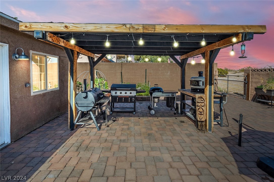 1452 Bronco Road Boulder City, NV 89005 - Photo 26 of 37 Great space for entertaining. BBQ equipment not in