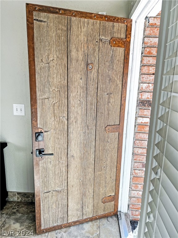 1452 Bronco Road Boulder City, NV 89005 - Photo 4 of 37 SOLID wood plan custom front door.