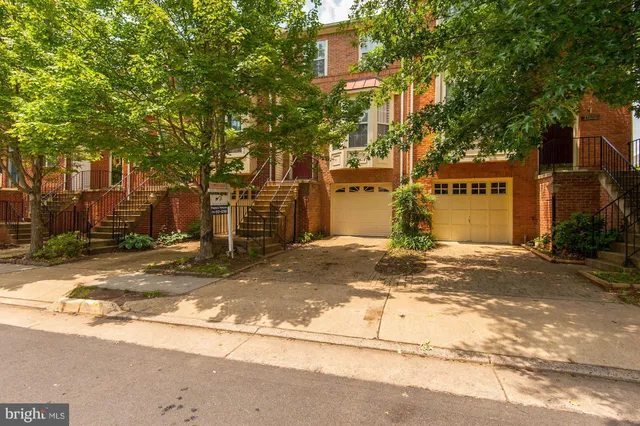 $2,795 | 13122 Kidwell Field Road, Herndon, VA 20171