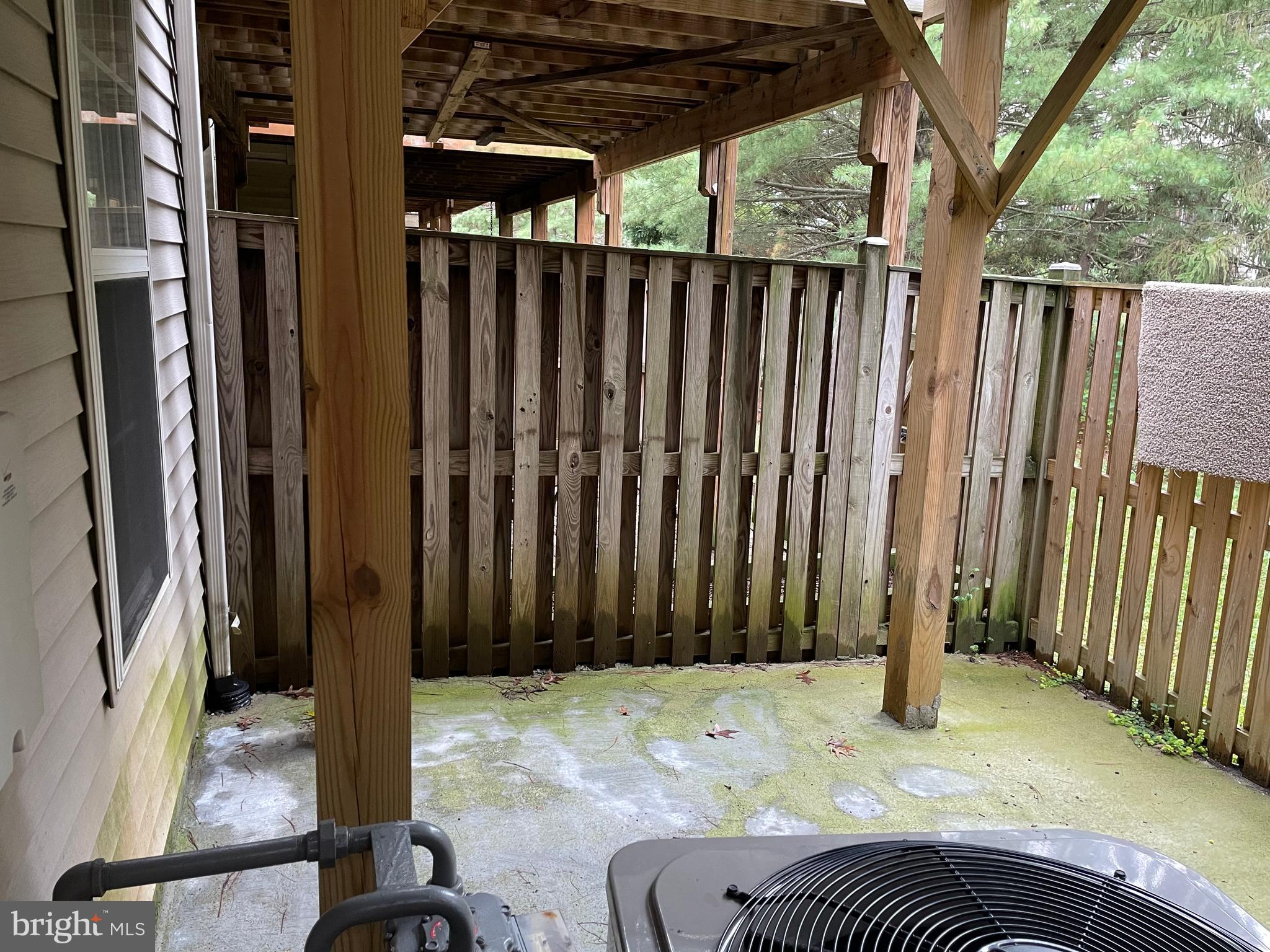 13122 Kidwell Field Road Herndon, VA 20171 - Photo 27 of 28 Rear View