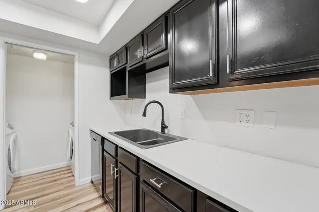 a close view of sink and tap