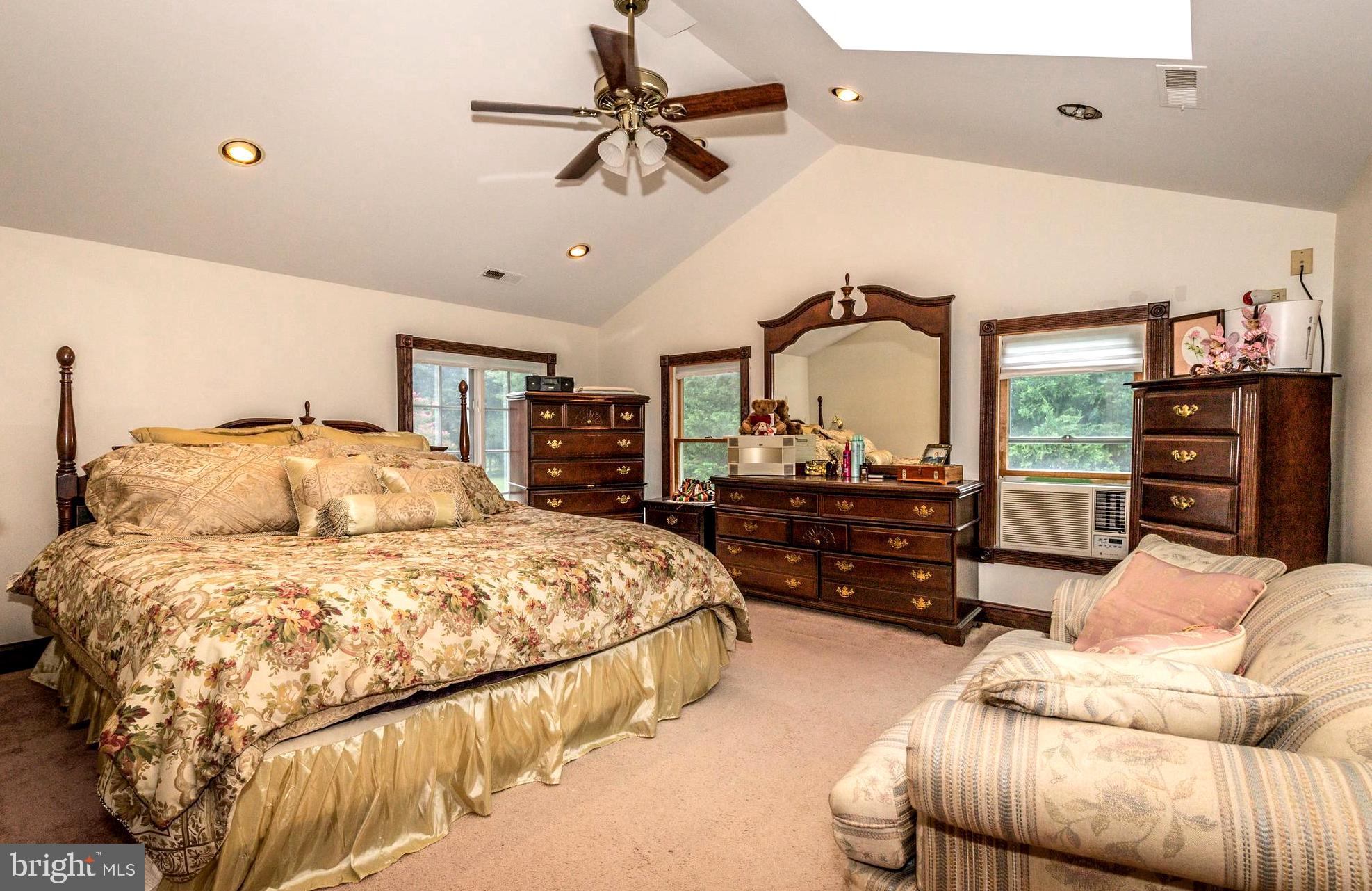 1313 Mayo Road Edgewater, MD 21037 - Photo 26 of 42 Generous Vaulted Master Suite with Sitting Area