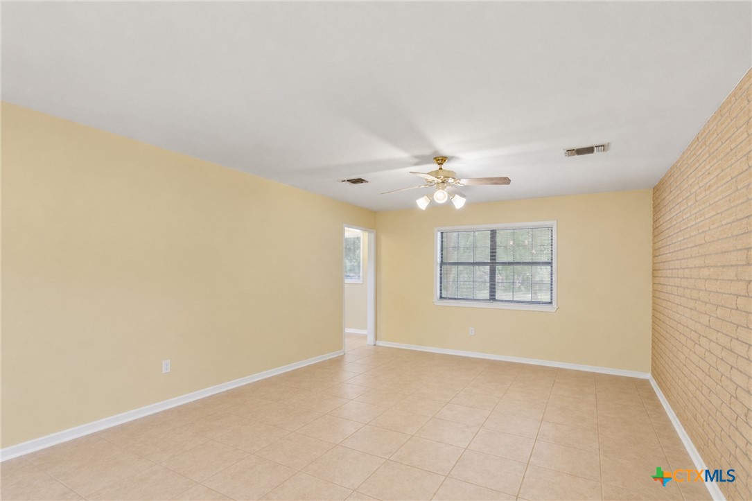 234 Maguey Road Victoria, TX 77905 - Photo 8 of 48 virtually edited