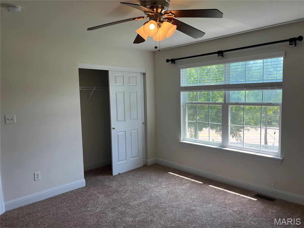 102 Riparian Drive O'Fallon, MO 63368 - Photo 20 of 27