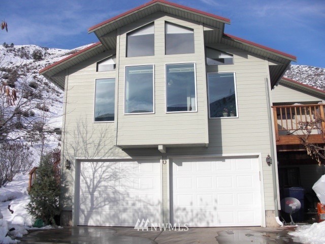 1584 Pitcher Canyon Road Wenatchee, WA 98801 - Photo 7 of 11
