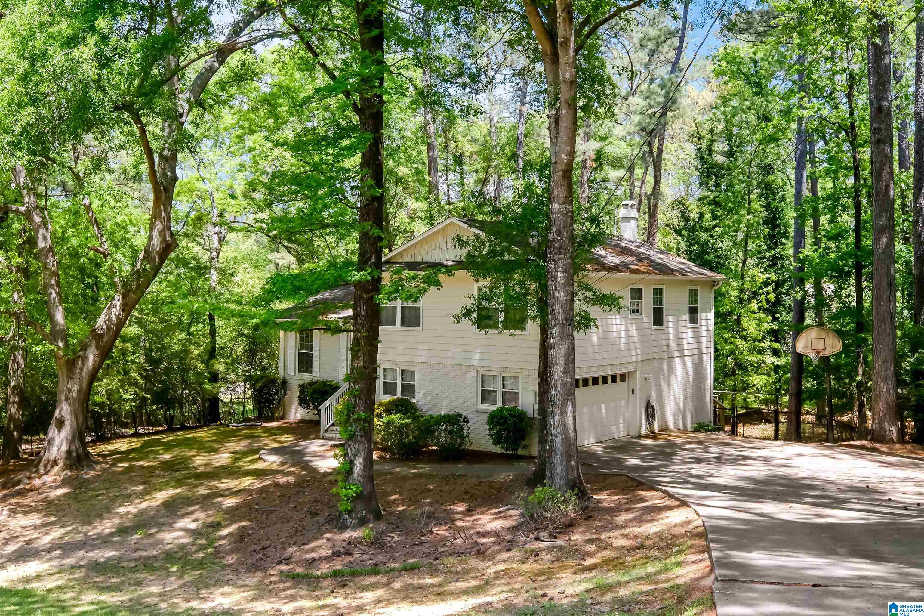 5027 Indian Valley Road Birmingham, AL 35244 - Photo 1 of 39