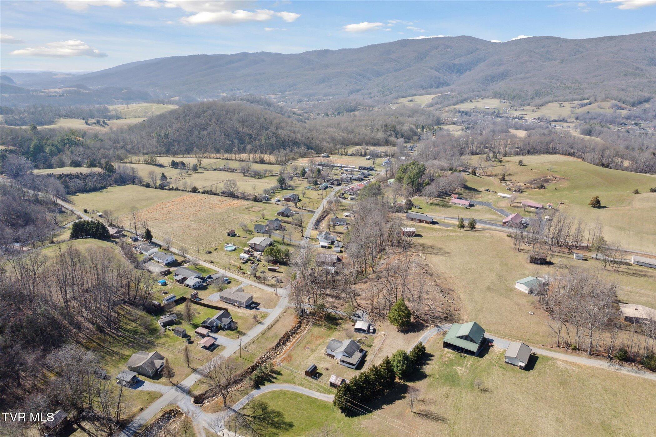 387 Peters Hollow Road Elizabethton, TN 37643 - Photo 47 of 50 46-387-Peters-Hollow-Rd-Elizabethton-TN-
