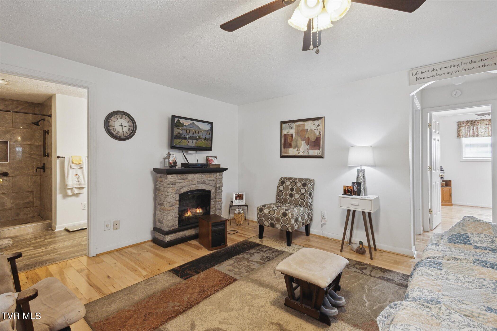 05-387-Peters-Hollow-Rd-Elizabethton-TN-