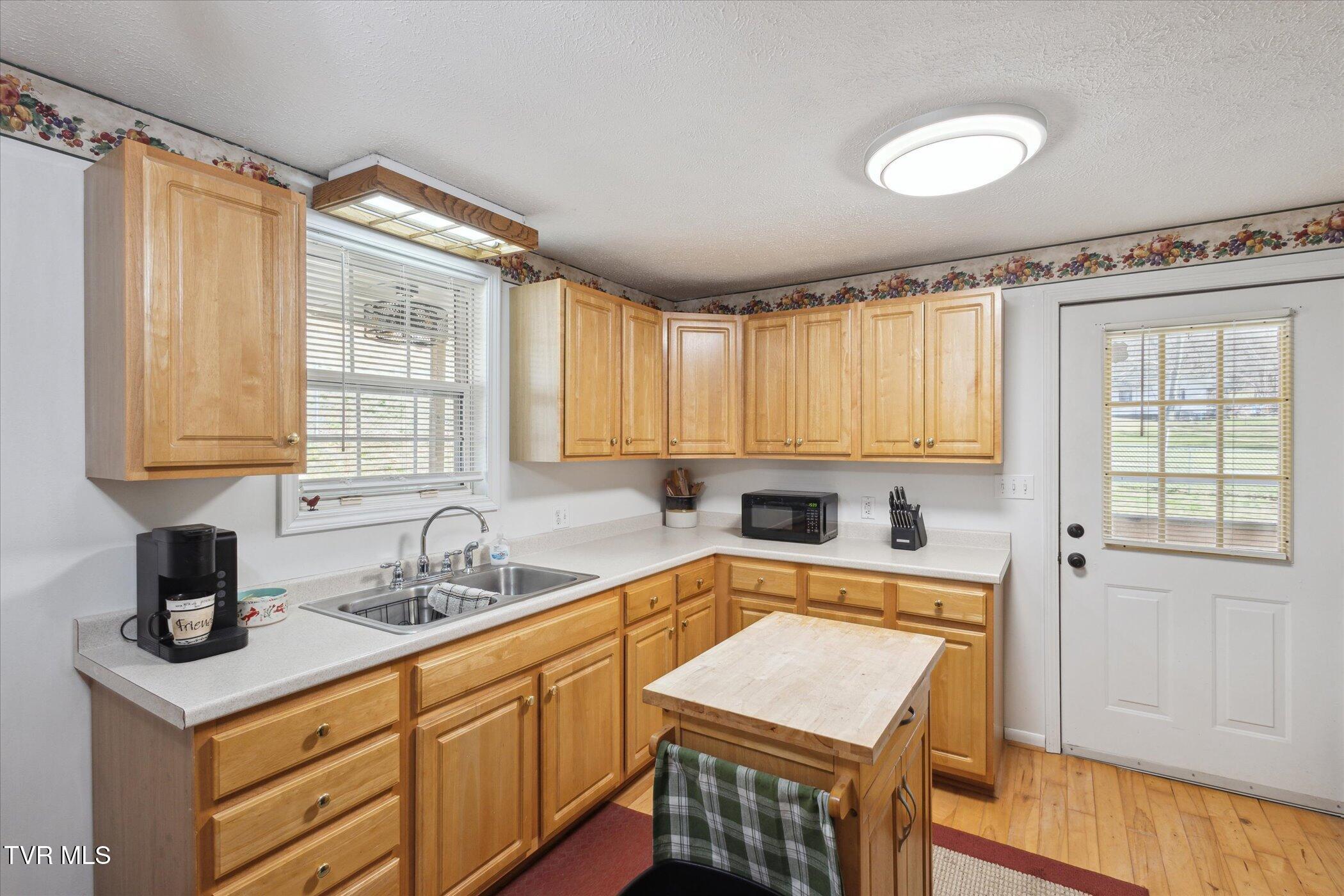 387 Peters Hollow Road Elizabethton, TN 37643 - Photo 10 of 50 09-387-Peters-Hollow-Rd-Elizabethton-TN-