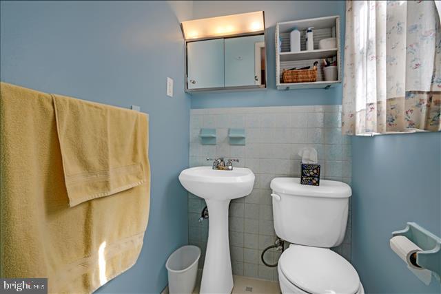 4095 Colonial Road Dover, PA 17315 - Photo 17 of 43 Gallery Image 17