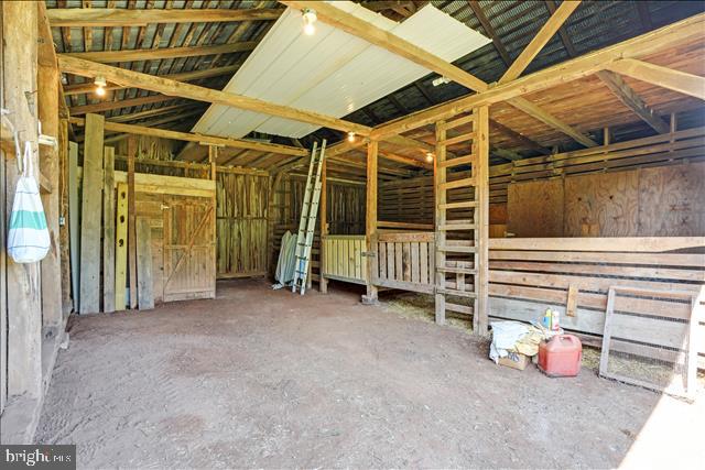 4095 Colonial Road Dover, PA 17315 - Photo 40 of 43 Gallery Image 40