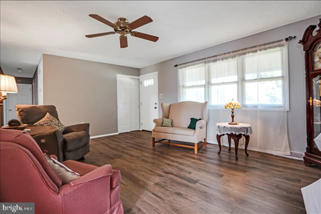 4095 Colonial Road Dover, PA 17315 - Photo 7 of 43 Gallery Image 7