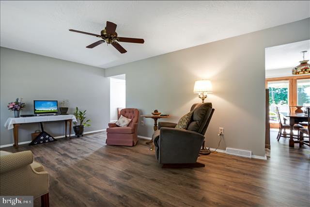 4095 Colonial Road Dover, PA 17315 - Photo 8 of 43 Gallery Image 8