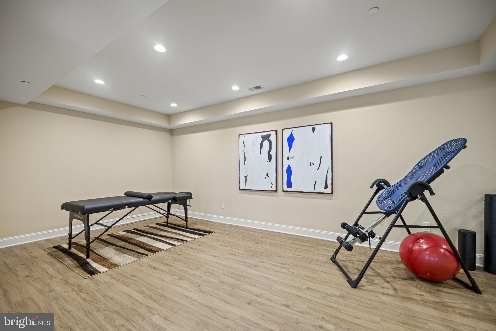 7708 Beech Tree Road Bethesda, MD 20817 - Photo 46 of 53 Gallery Image 46