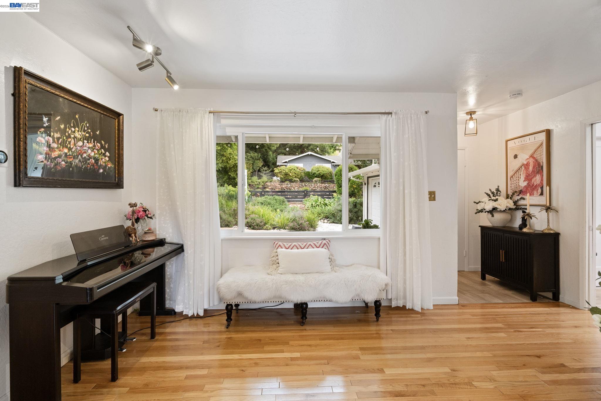 656 La Vista Road Walnut Creek, CA 94598 - Photo 13 of 68