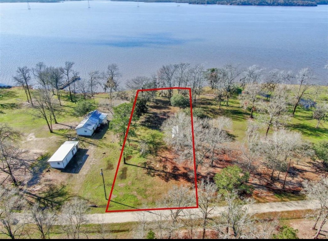 207 Creek Road Trinity, TX 75862 - Photo 10 of 11