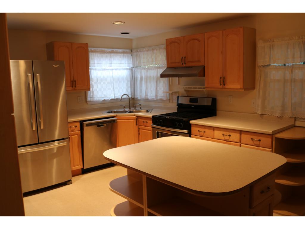 100 Turkey Hill Road Merrimack, NH 03054 - Photo 12 of 18