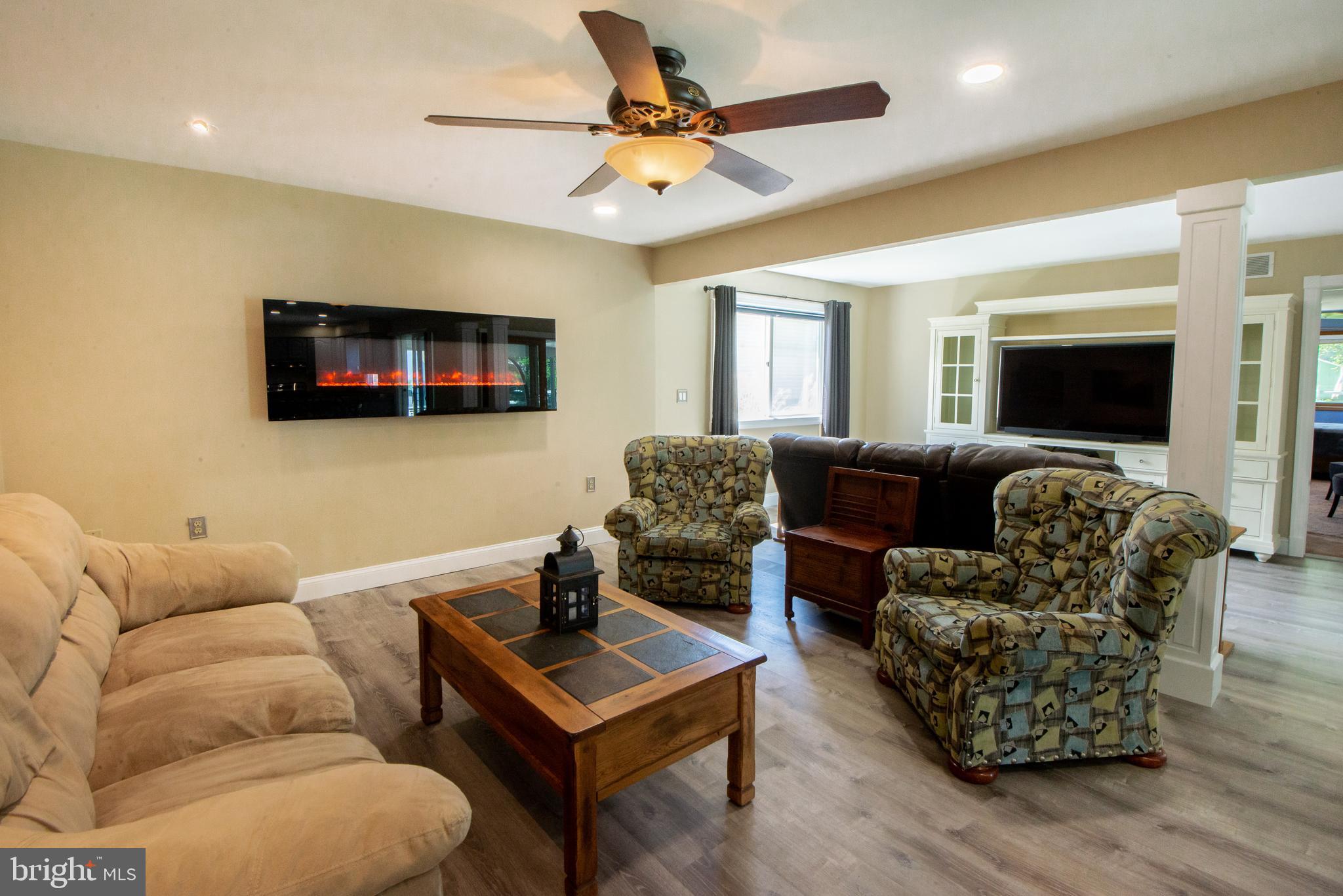 2919 Cub Hill Road Baltimore, MD 21234 - Photo 10 of 46 Family room so large it has 2 seating areas