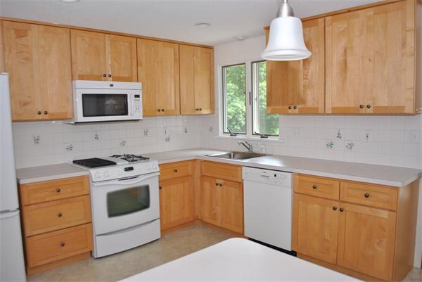 6 Hatch Road Acton, MA 01720 - Photo 8 of 13 Gallery Image 8