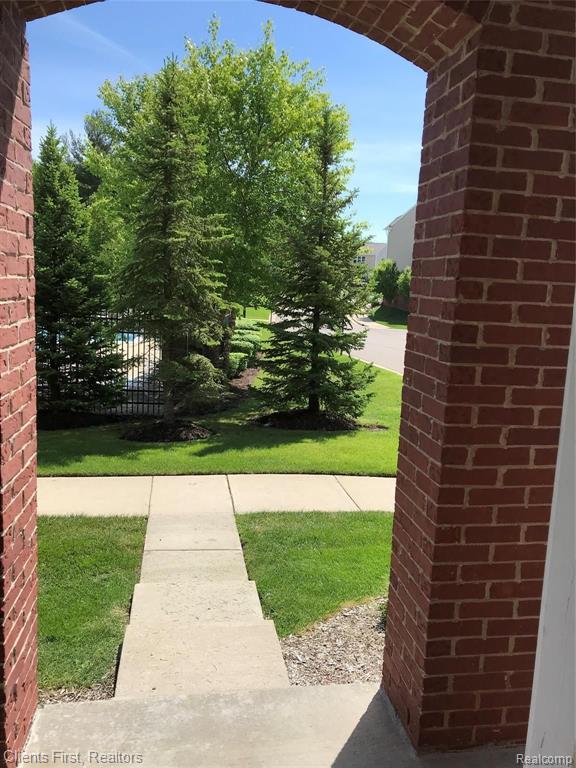 28058 Lightfoot Lane, Unit 324 Novi, MI 48377 - Photo 7 of 46