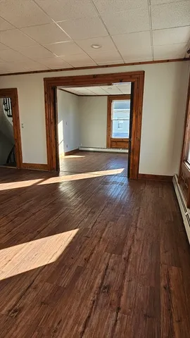 $2,350 | 204 High Street, Unit 2, Fall River, MA 02720