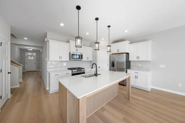 $459,990 | 1258 Beaumont Boulevard, Jordan, MN 55352