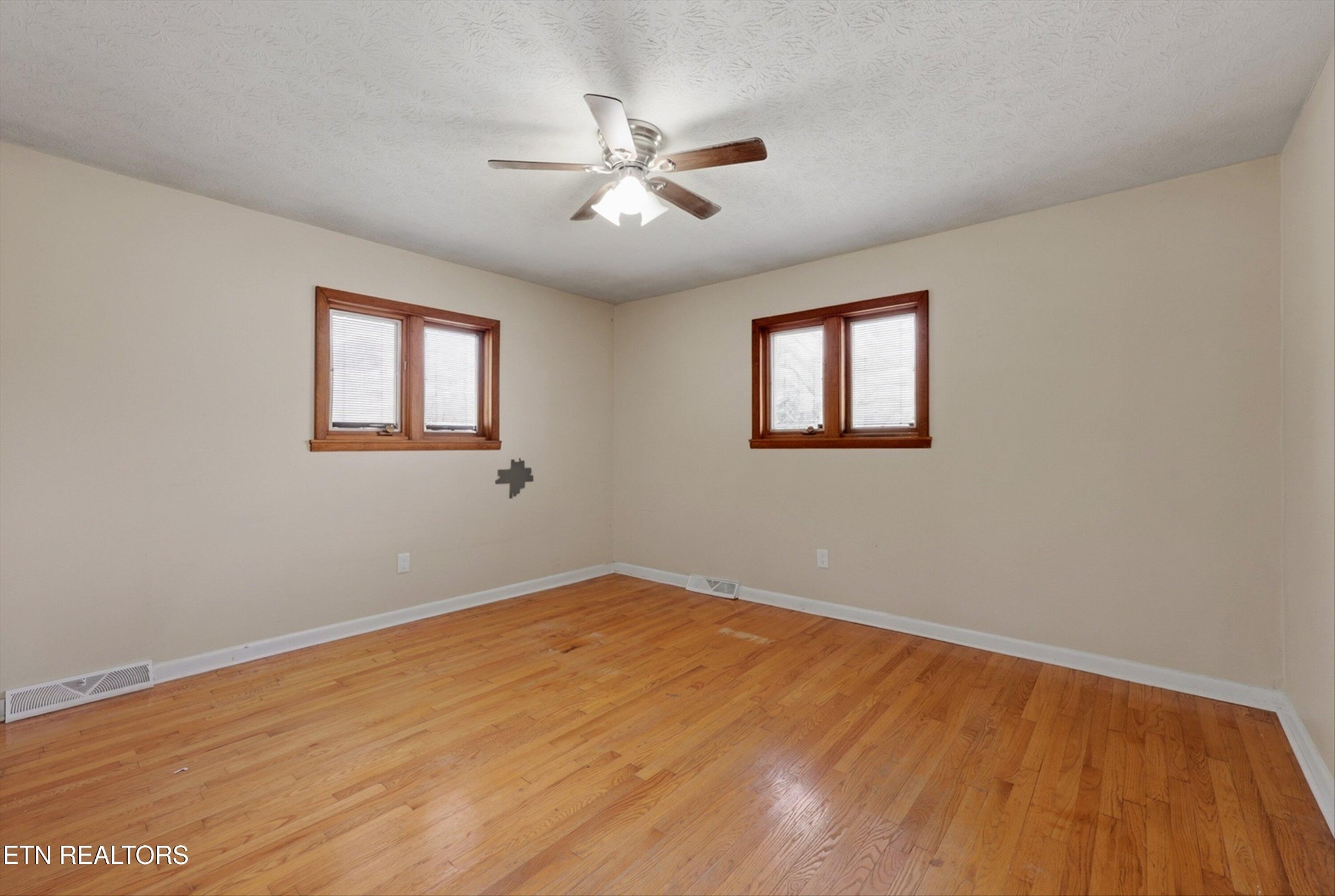 6329 Lacy Road Knoxville, TN 37912 - Photo 13 of 40 Gallery Image 13