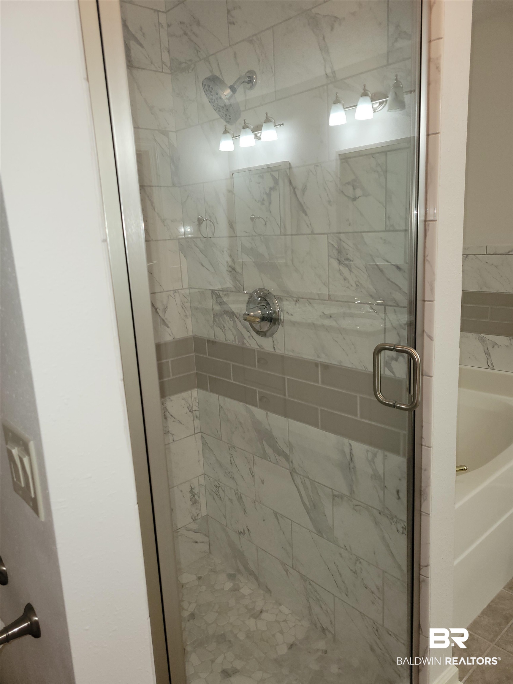 4628 Spinnaker Way Orange Beach, AL 36561 - Photo 13 of 28 Master Bath Shower