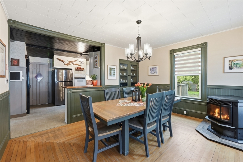 26 Fales Street Worcester, MA 01606 - Photo 18 of 42