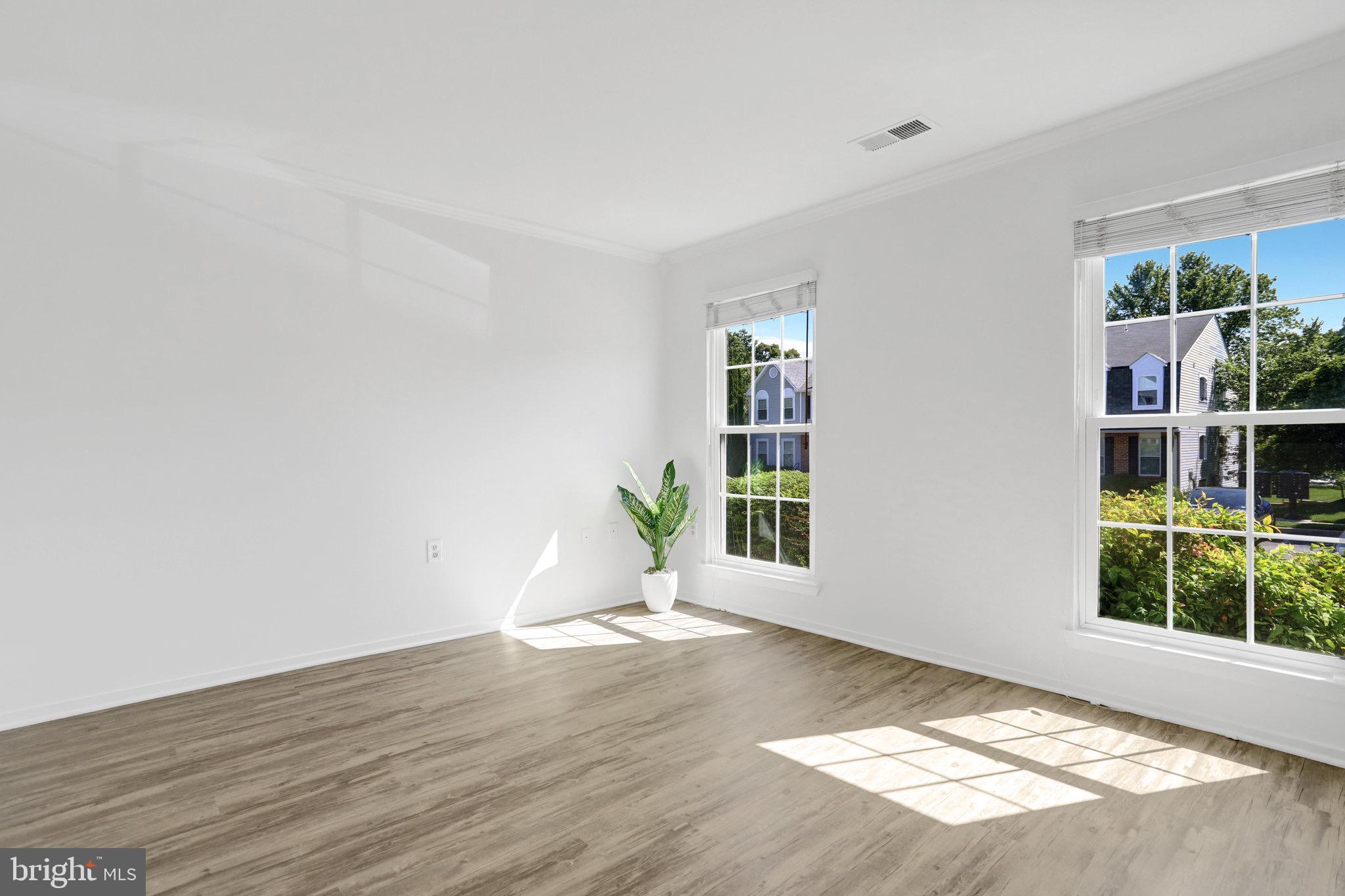 7825 Harrowgate Circle, Unit B Springfield, VA 22152 - Photo 16 of 18