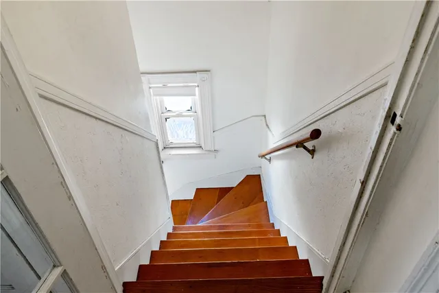 $449,000 | 94 John Street, East Providence, RI 02914