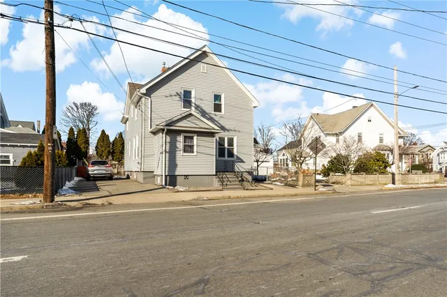 $449,000 | 94 John Street, East Providence, RI 02914
