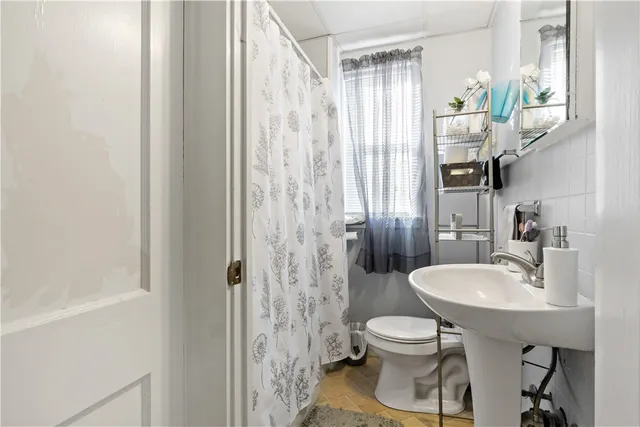 $449,000 | 94 John Street, East Providence, RI 02914