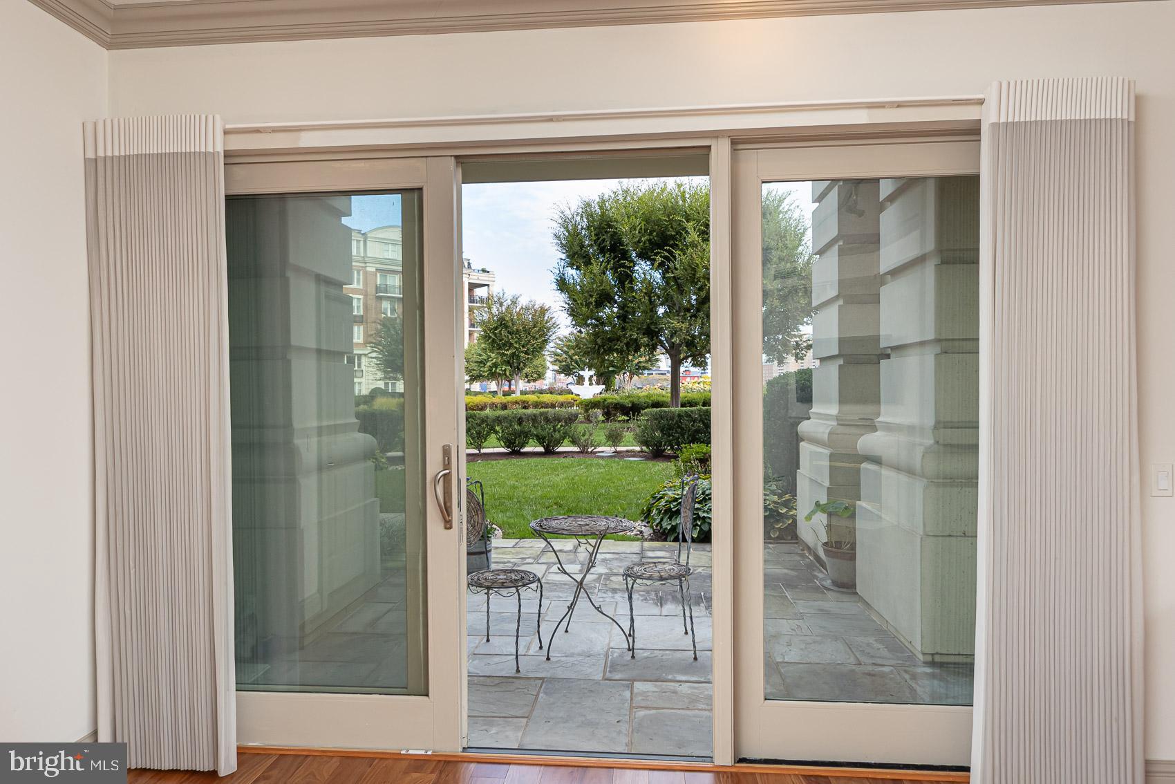 801 Key Highway, Unit 153 Baltimore, MD 21230 - Photo 32 of 40 a view of a glass door