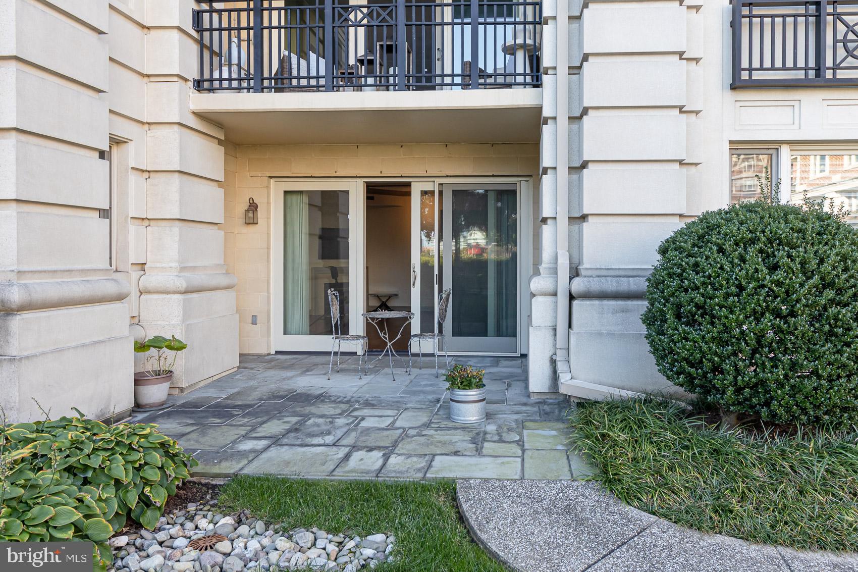 801 Key Highway, Unit 153 Baltimore, MD 21230 - Photo 33 of 40 a view of entrance of the house