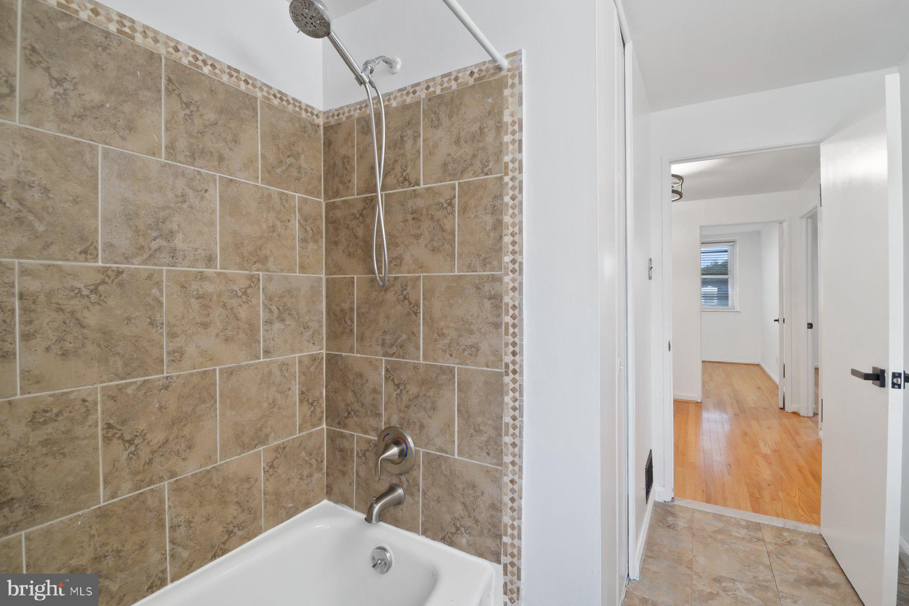 5218 Darien Road Baltimore, MD 21206 - Photo 14 of 26 Gallery Image 14