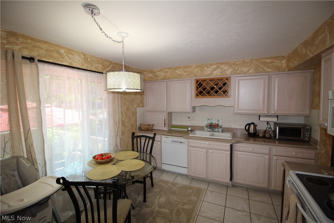 6462 State Road, Unit O17 Parma, OH 44134 - Photo 10 of 33